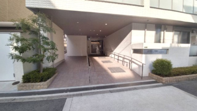 【エントランス】 | スマートコート淡路駅前 | ゆとりのあるエントランスです