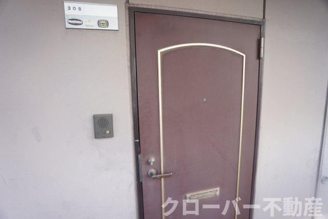 カーサ弐番丁の玄関