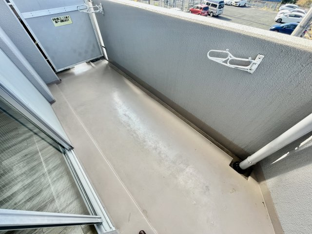 【バルコニー】 | サンロード汐の宮