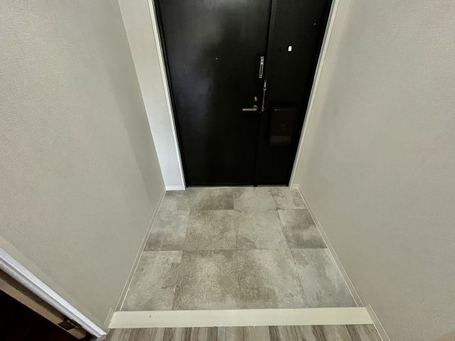 【玄関】 | サンロード汐の宮