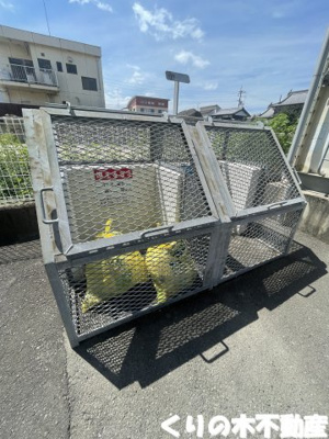 【その他共用部分】 | ルミウス北高下Ⅲ | 専用ごみ置き場