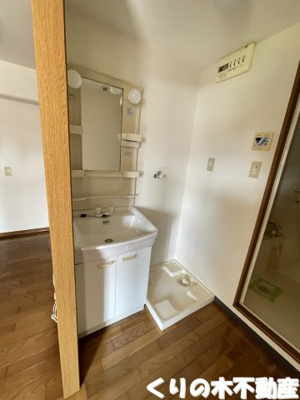 【洗面所】 | ルミウス北高下Ⅲ | 忙しい朝には欠かせない洗面所です