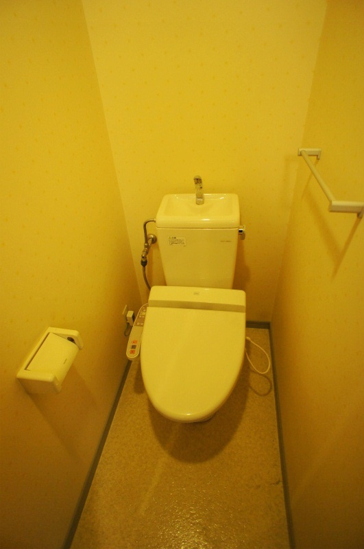 みついビルのトイレ|落ち着いたトイレです