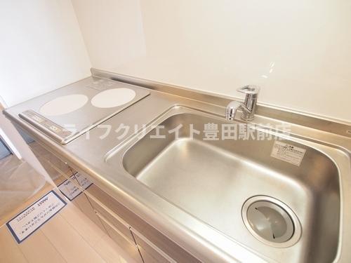 シャーメゾンステージ日野のキッチン