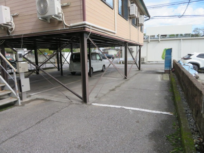 【駐車場】 | メゾンドアーサⅧ