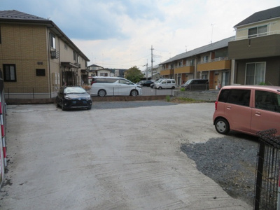 【駐車場】 | メゾンドアーサⅧ