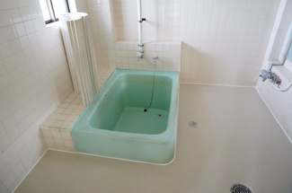 【浴室】