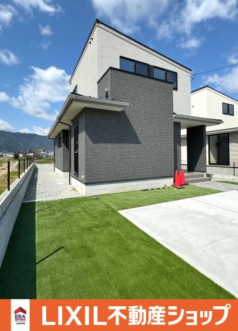 葛城市北花内　新築(全3区画）A号地 モデルハウスの外観|金剛葛城山麓と田園風景に癒されながらのスローライフ(^^)/