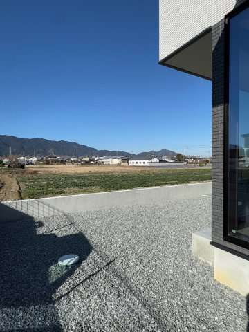 葛城市北花内　新築(全3区画）A号地 モデルハウスの外観|◆A号地は角地なので圧迫感がないです♪裏庭も広いですよ♪金剛葛城山麓と田園風景に癒されます!(^^)!