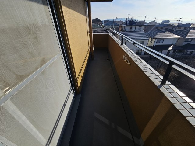 セラーン朝霧のバルコニー