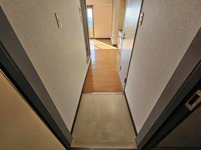 セラーン朝霧の玄関