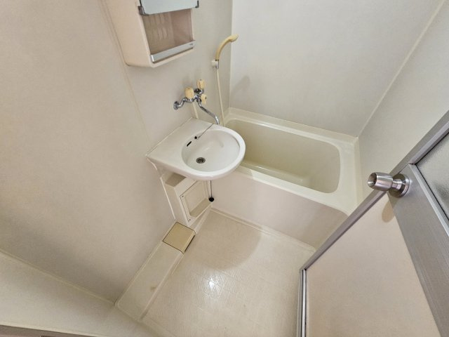 セラーン朝霧の浴室