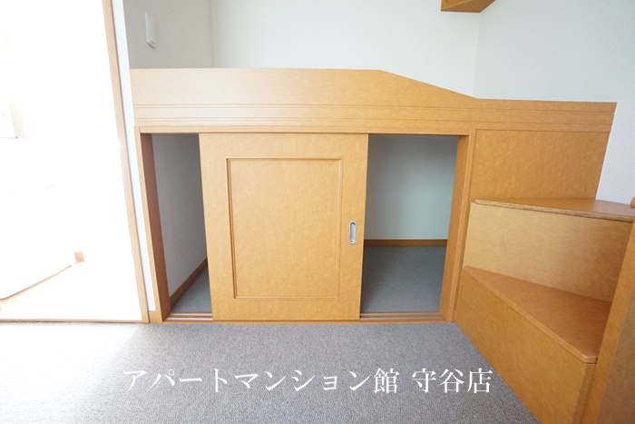 レオパレスYKOキャンプツクバの内装