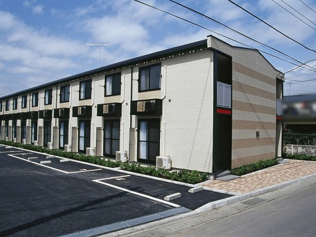 レオパレスコスモスの外観