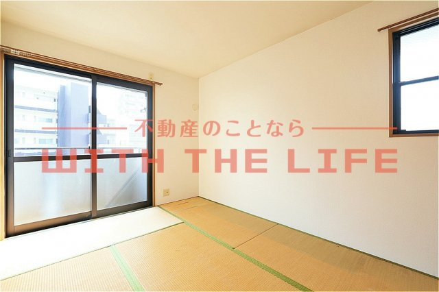 グレースコート国分I【キャッシュバック対象物件】の和室|和室、ちょっとしたくつろぎスペースにいかがでしょうか