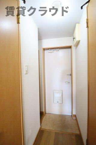 コンフォール蘇我の玄関|毎日通る玄関はこちらです