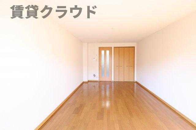 コンフォール蘇我の居間・リビング|ゆったり過ごせる居間です