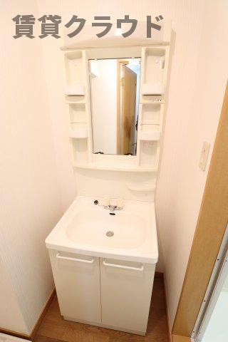 コンフォール蘇我の洗面所|忙しい朝の身支度もこれなら安心ですね！