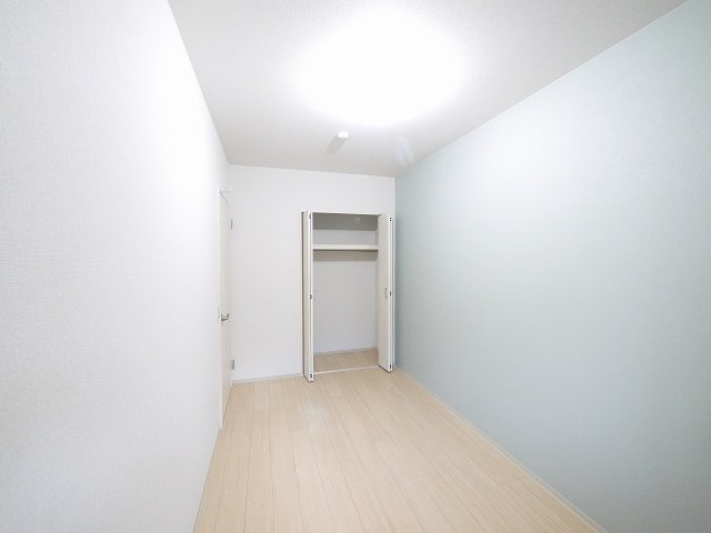 清～きよら～西大寺・南町の洋室