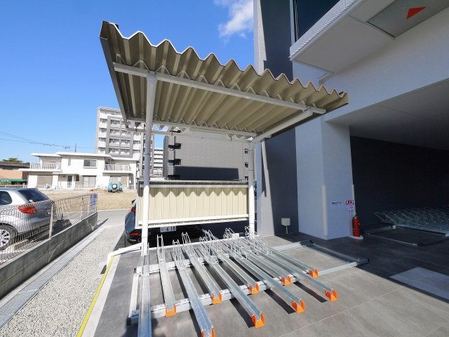 清～きよら～西大寺・南町のその他共用部分|屋根付きの駐輪場です