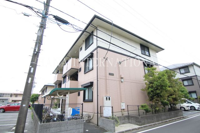 リラコートⅡのエントランス