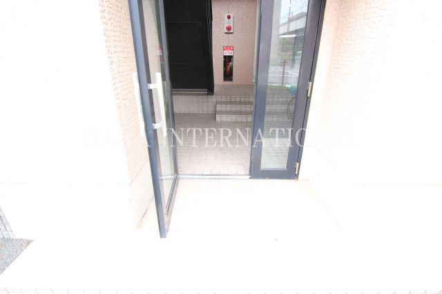 リラコートⅡのエントランス