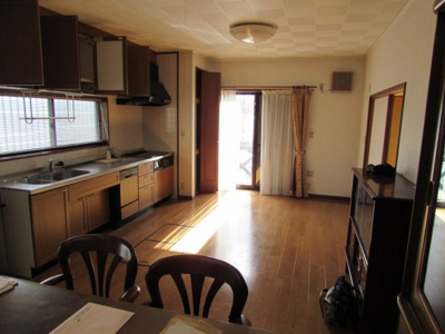 【居間・リビング】 | 福良戸建て