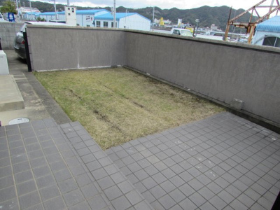 【庭】 | 福良戸建て