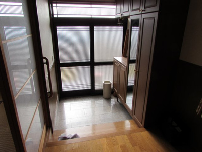 【玄関】 | 福良戸建て