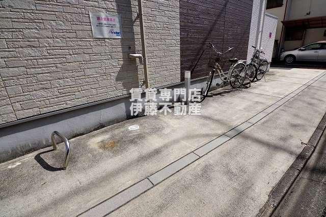 ハーモニーテラス児玉Ⅲの駐車場