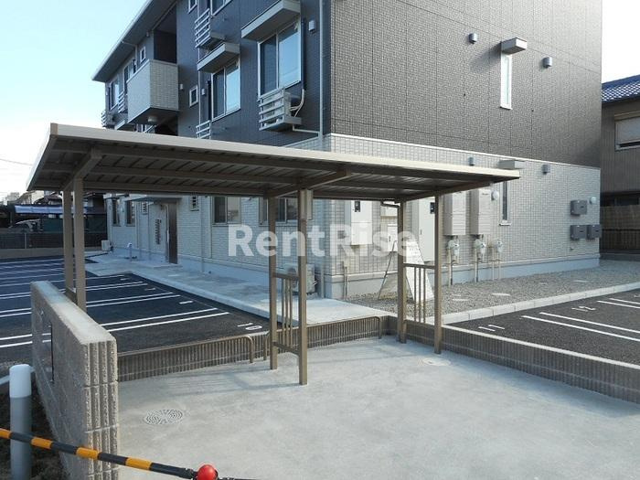 プリムヴェールの浴室|駐輪場