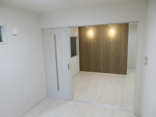 フジパレス城東諏訪サウスⅠ番館の居間・リビング
