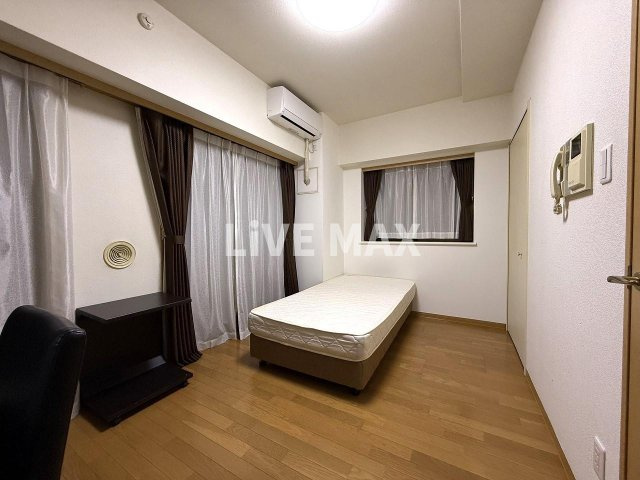 【寝室】K＆W西新橋