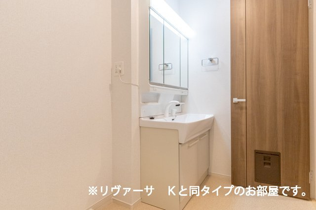 モデラート２３　Ｂの洗面所