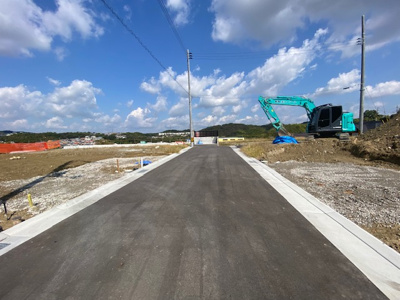 【前面道路含む現地写真】 | 神戸市垂水区桃山台6丁目　新築戸建6号棟　仲介手数料無料！ | 垂水区桃山台6　新築6号棟　仲介手数料無料！