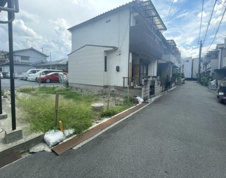 【前面道路含む現地写真】