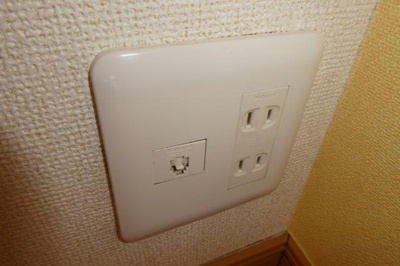 【設備】 | サンメゾンＭ・Ａ | 電話モジュラー