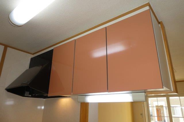 サンメゾンＭ・Ａのキッチン|キッチン上収納