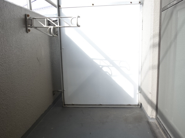 サングレイス西新町のバルコニー