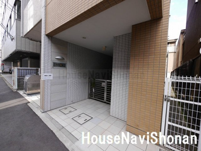 【エントランス】 | ルミエール藤沢