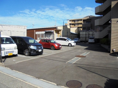 【駐車場】 | グリーンハイム千里南が丘 | 駐車場★