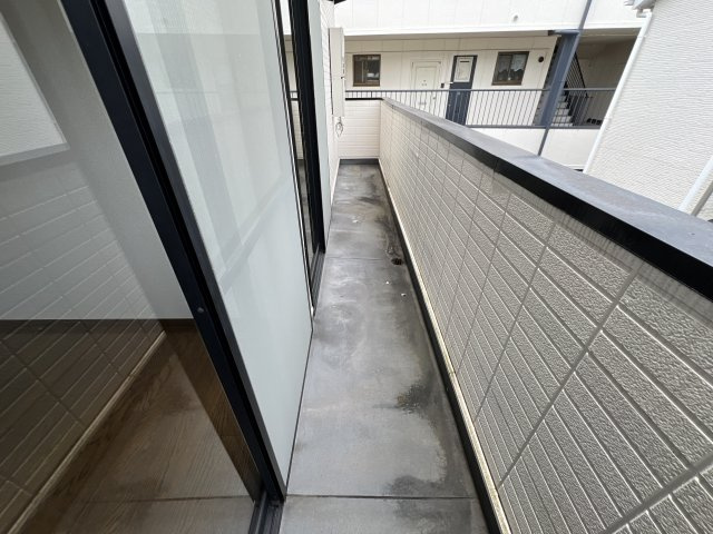 メゾンエルムのバルコニー