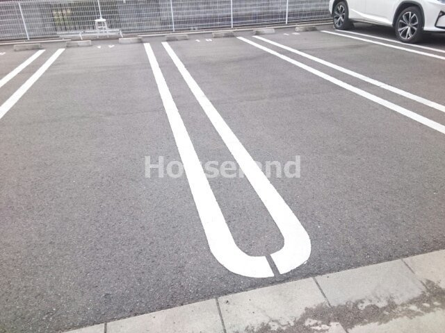 ラ・フォンテ　Ⅱの駐車場