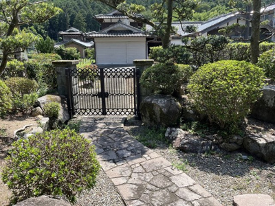 【庭】 | 丹波市山南町応地　戸建て