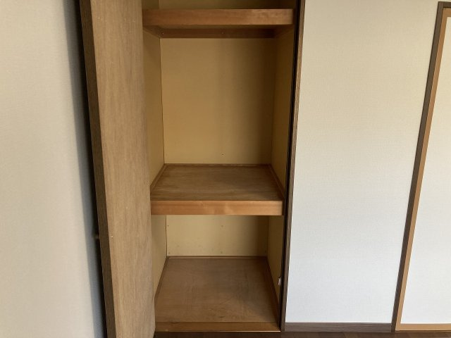 サンフラワーマンションの収納