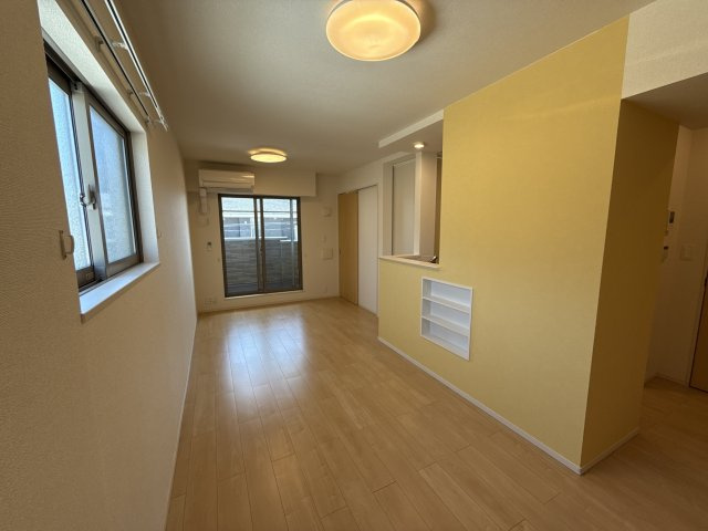 リヴィエールⅡの居間・リビング