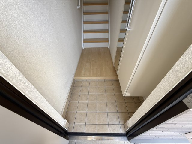 リヴィエールⅡの玄関