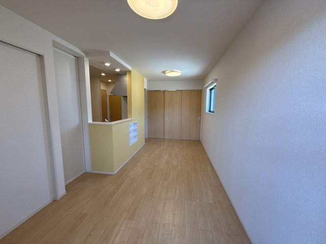 リヴィエールⅡの居間・リビング