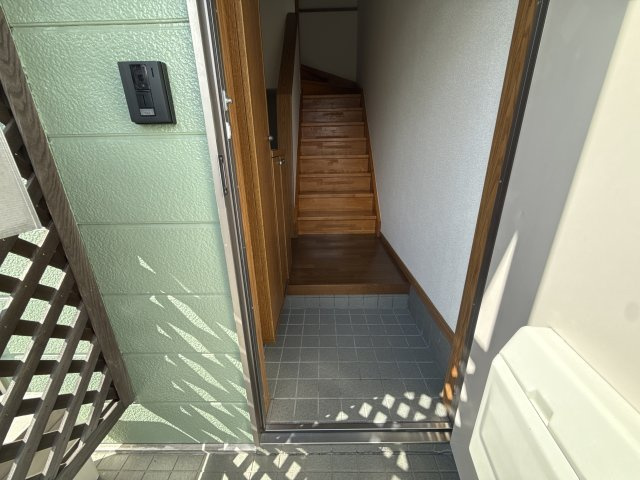 ヴァンヴェールＡの玄関
