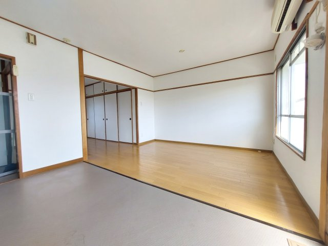 公団狭山住宅11号棟の居間・リビング